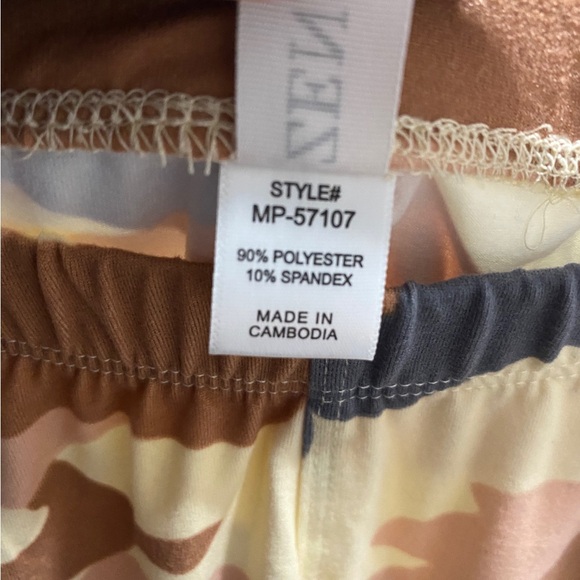 ZENANA CAMOUFLAGE LEGGINGS - Picture 5 of 5